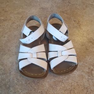 Saltwater sandals